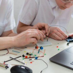 Jaki język programowania najlepszy dla Arduino?